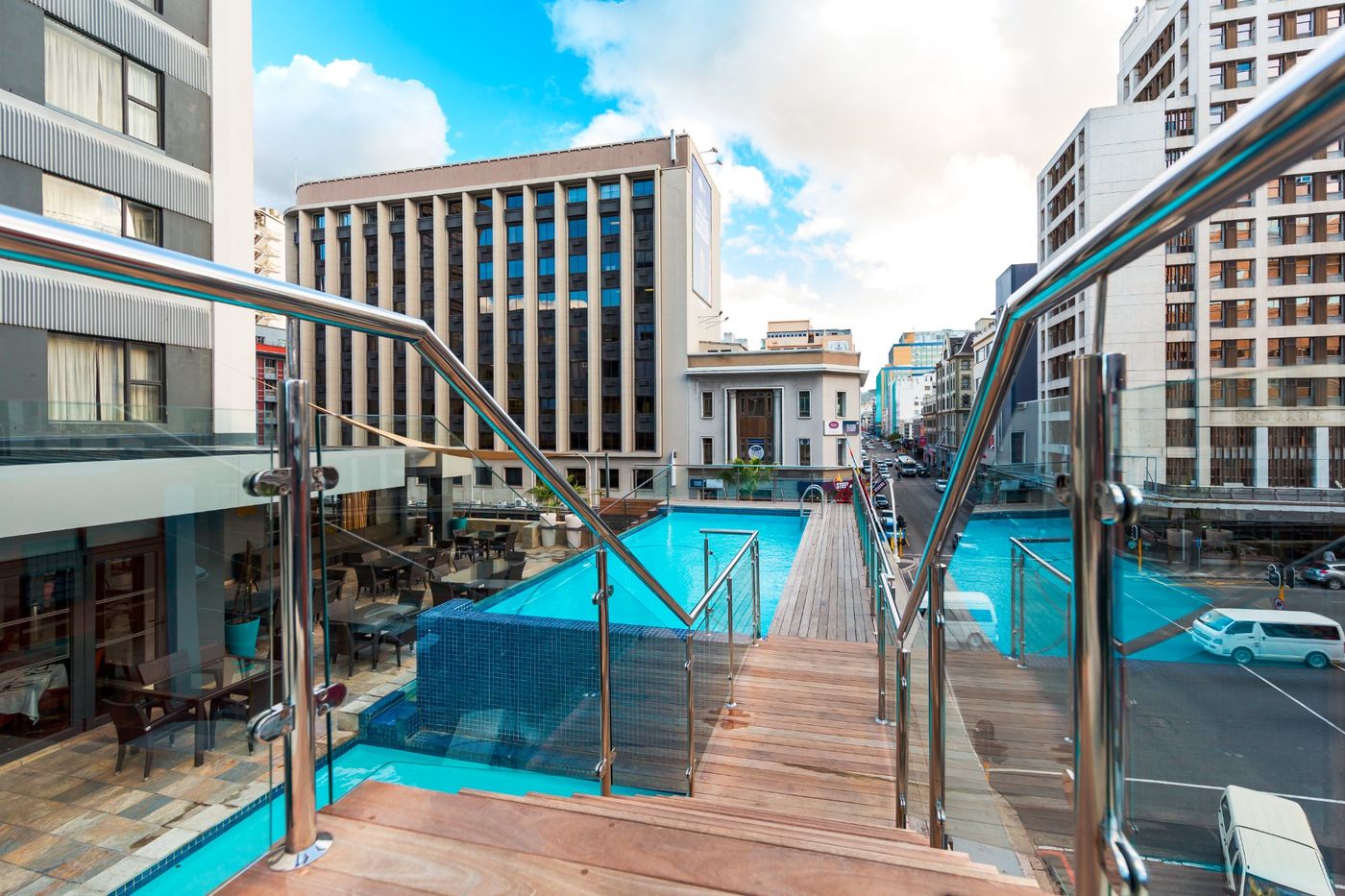 Strand-Tower-Pool-69