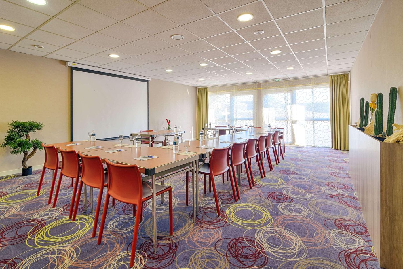 Kyriad Lyon Est - Saint Bonnet De Mure - France - LYON - Conferences - 9