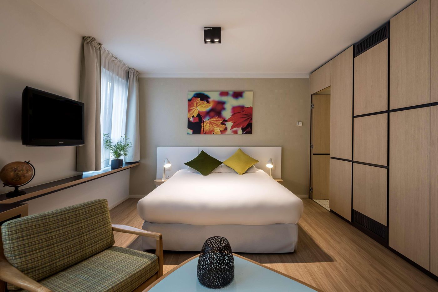 Hilton-Garden-Inn-Brussels-City-Centre-Room-24