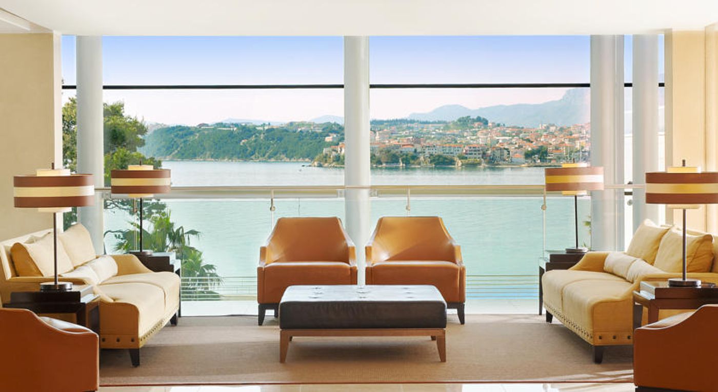 Le Meridien Lav Split