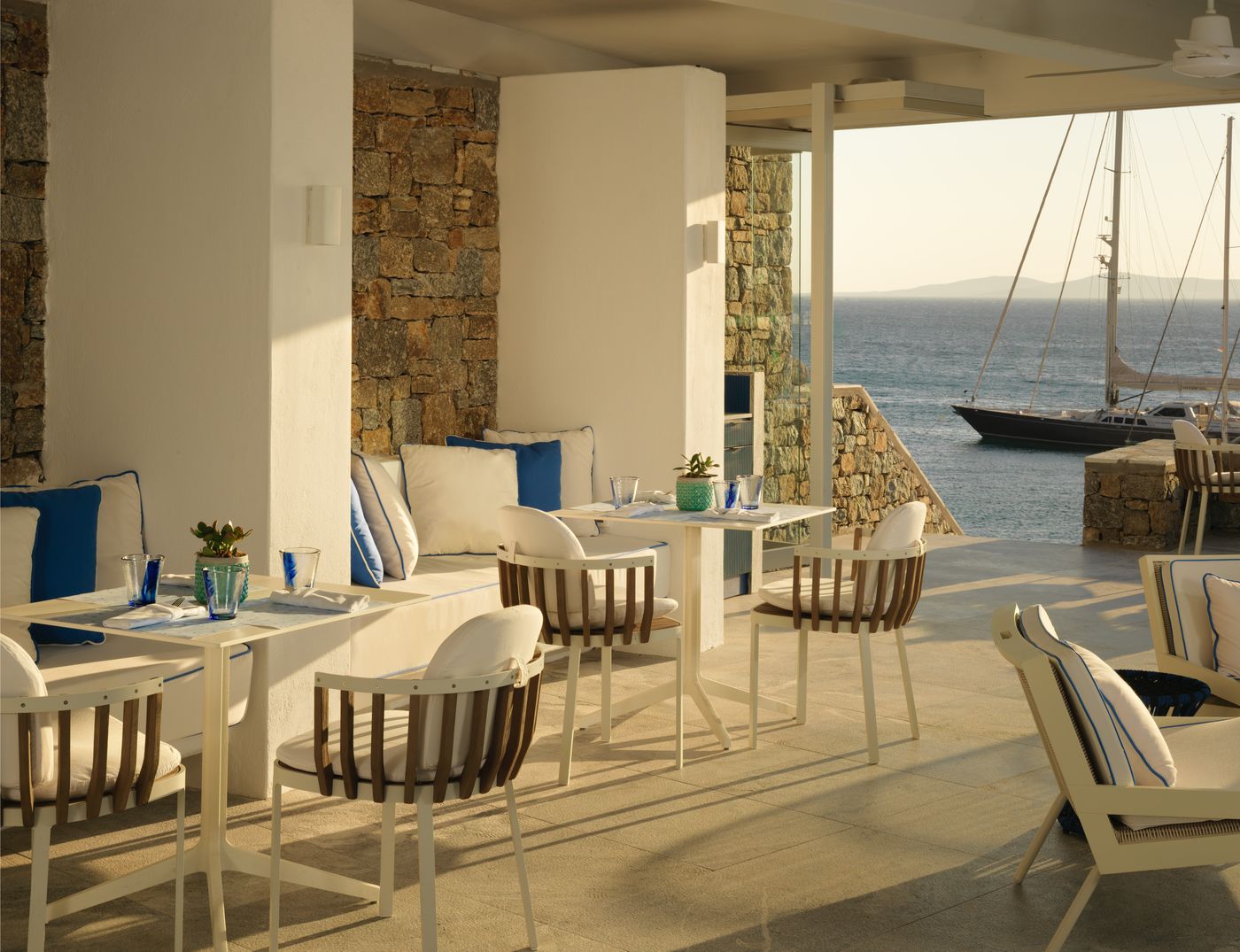 Mykonos-Riviera-Hotel---Spa-Bar-17
