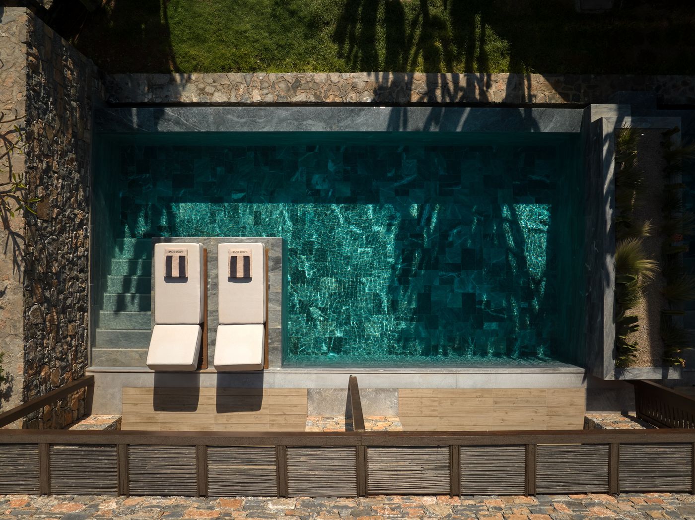 Daios-Cove-Resort---Luxury-Villas-Room-17