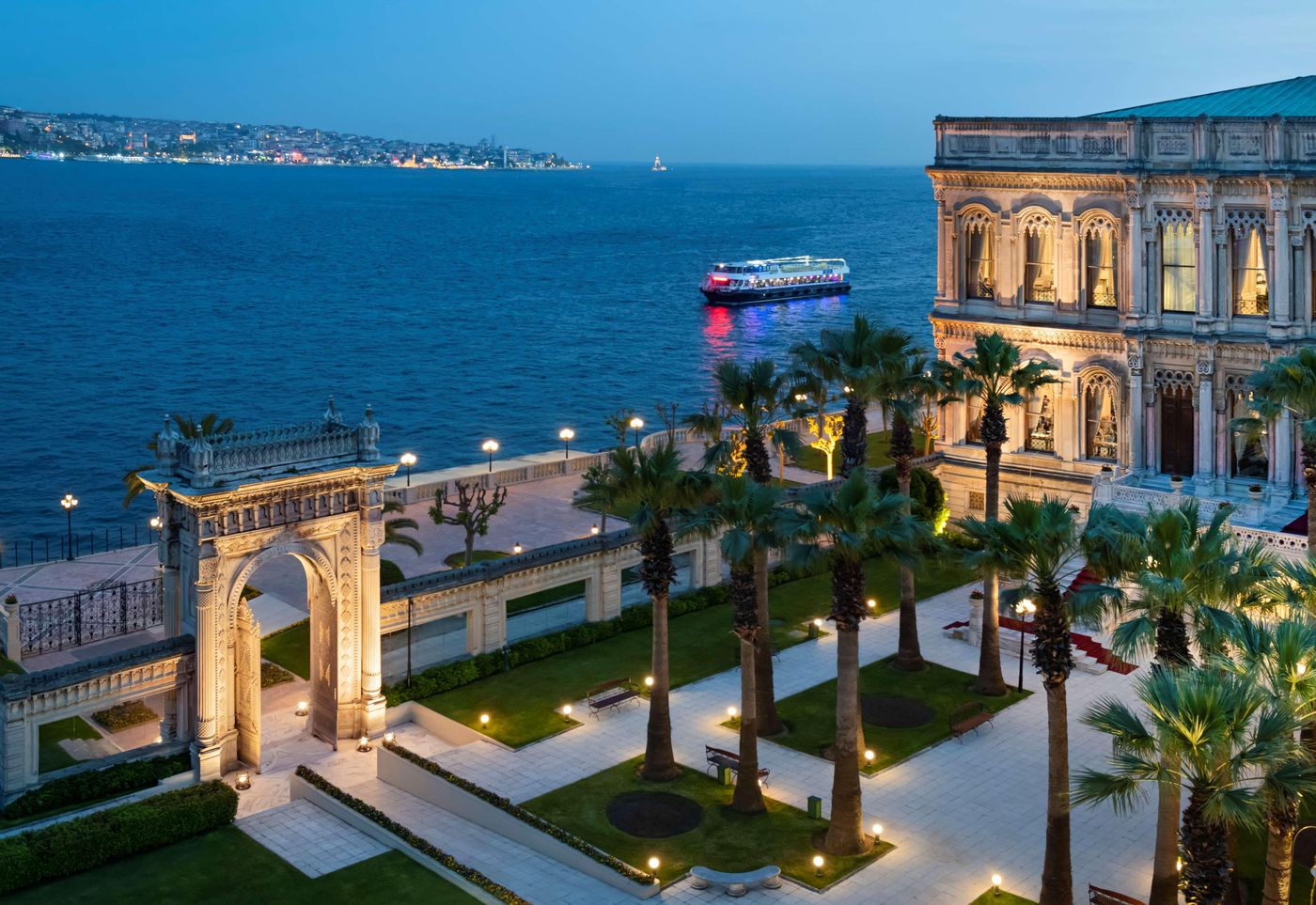Ciragan-Palace-Kempinski-Istanbul-General-view-114