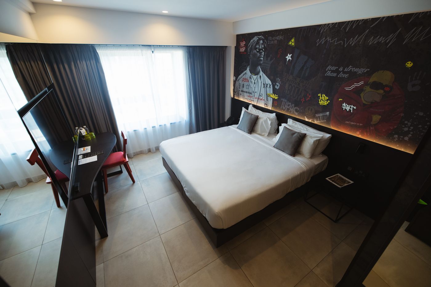 So-City-Hotel-Room-8