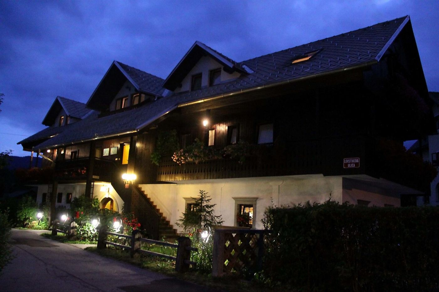 House Klasika-Slovenia-BLED-General view-3