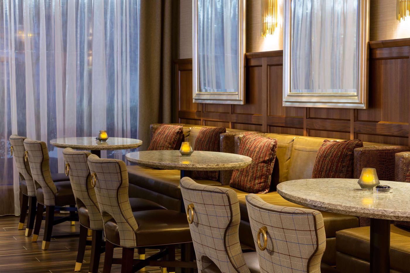 Hilton-Boston-Park-Plaza-Lobby-24