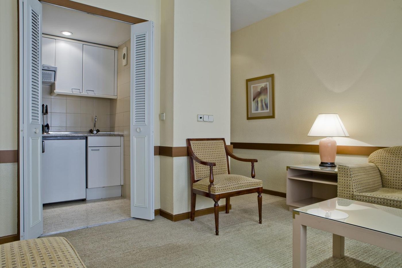 Espahotel-Plaza-Basilica-Room-14