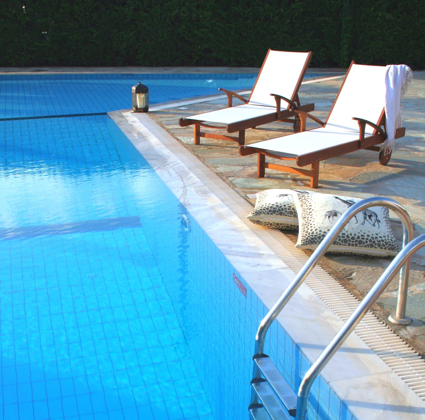 Angela Studios & Apartments