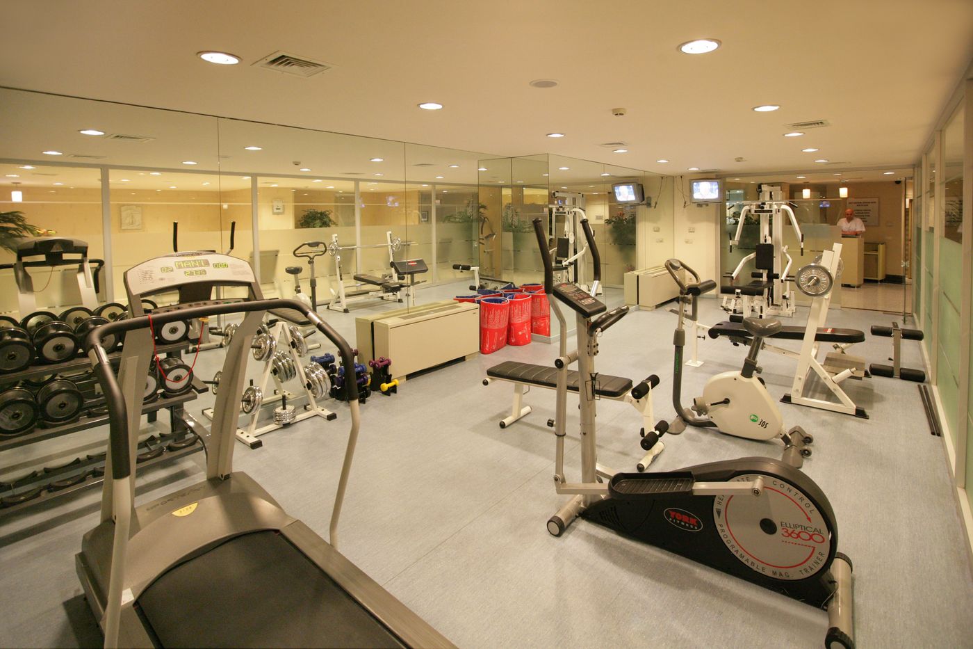 Holiday-Inn-Istanbul-Old-City-Sports-and-Entertainment-45