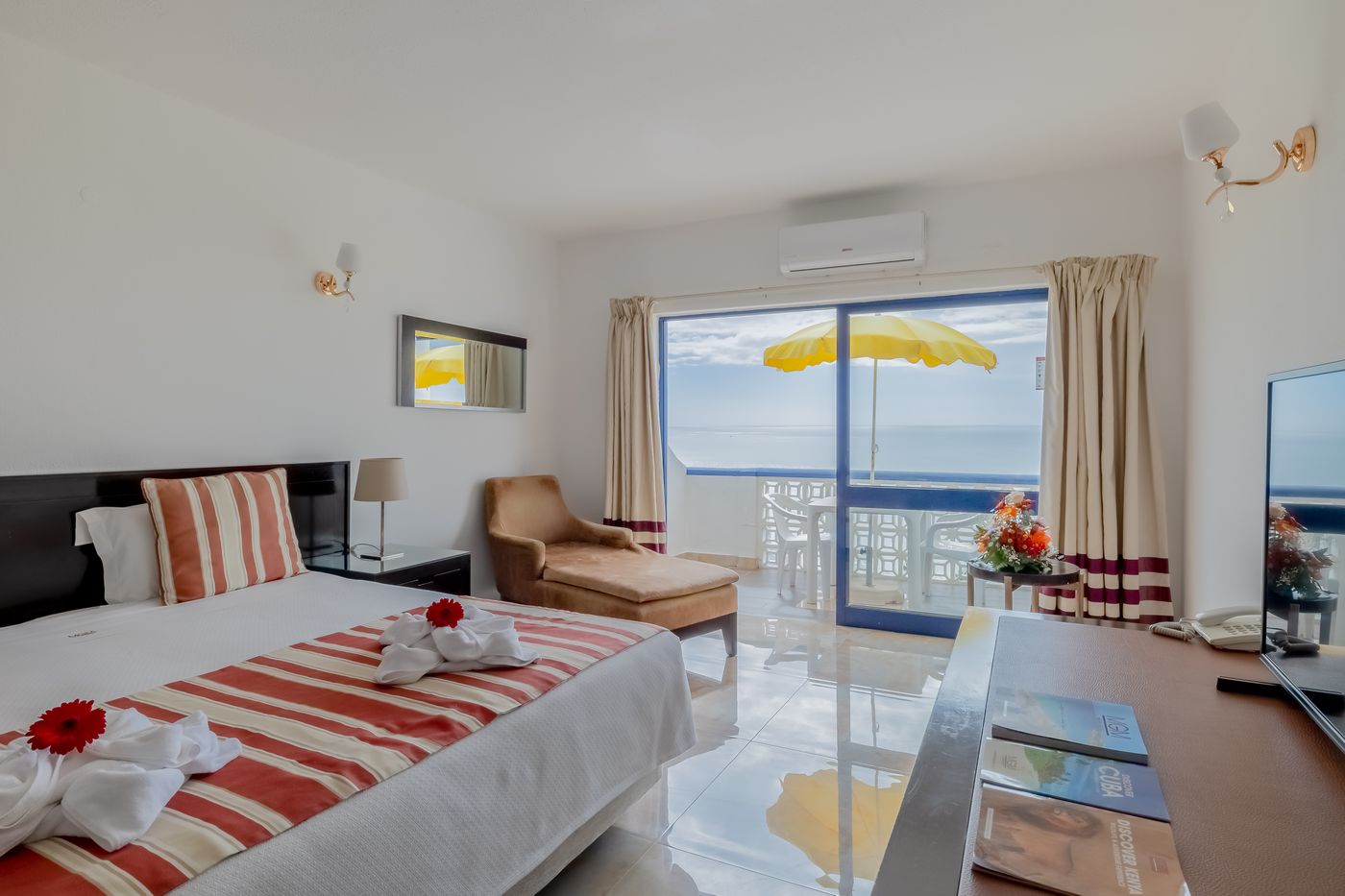 Grand-Muthu-Oura-View-Beach-Club-Room-17