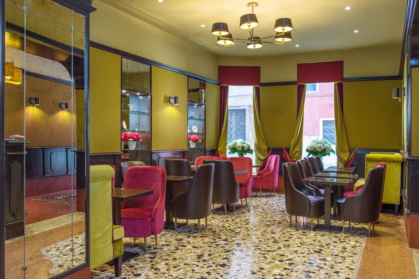 Campiello-Hotel-Lobby-12