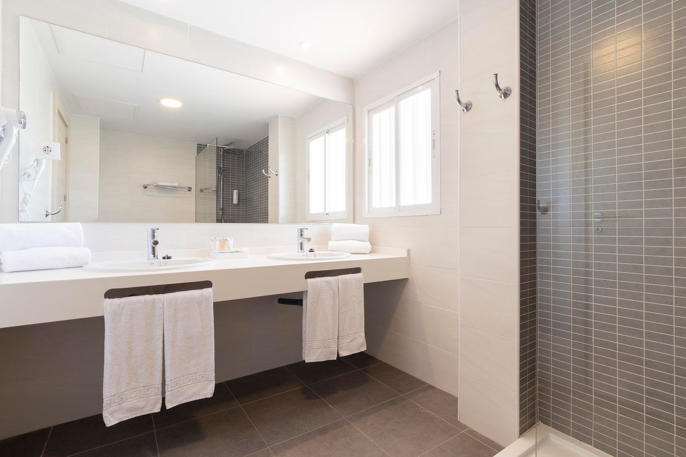 Hotel-Palia-Las-Palomas-Room-34