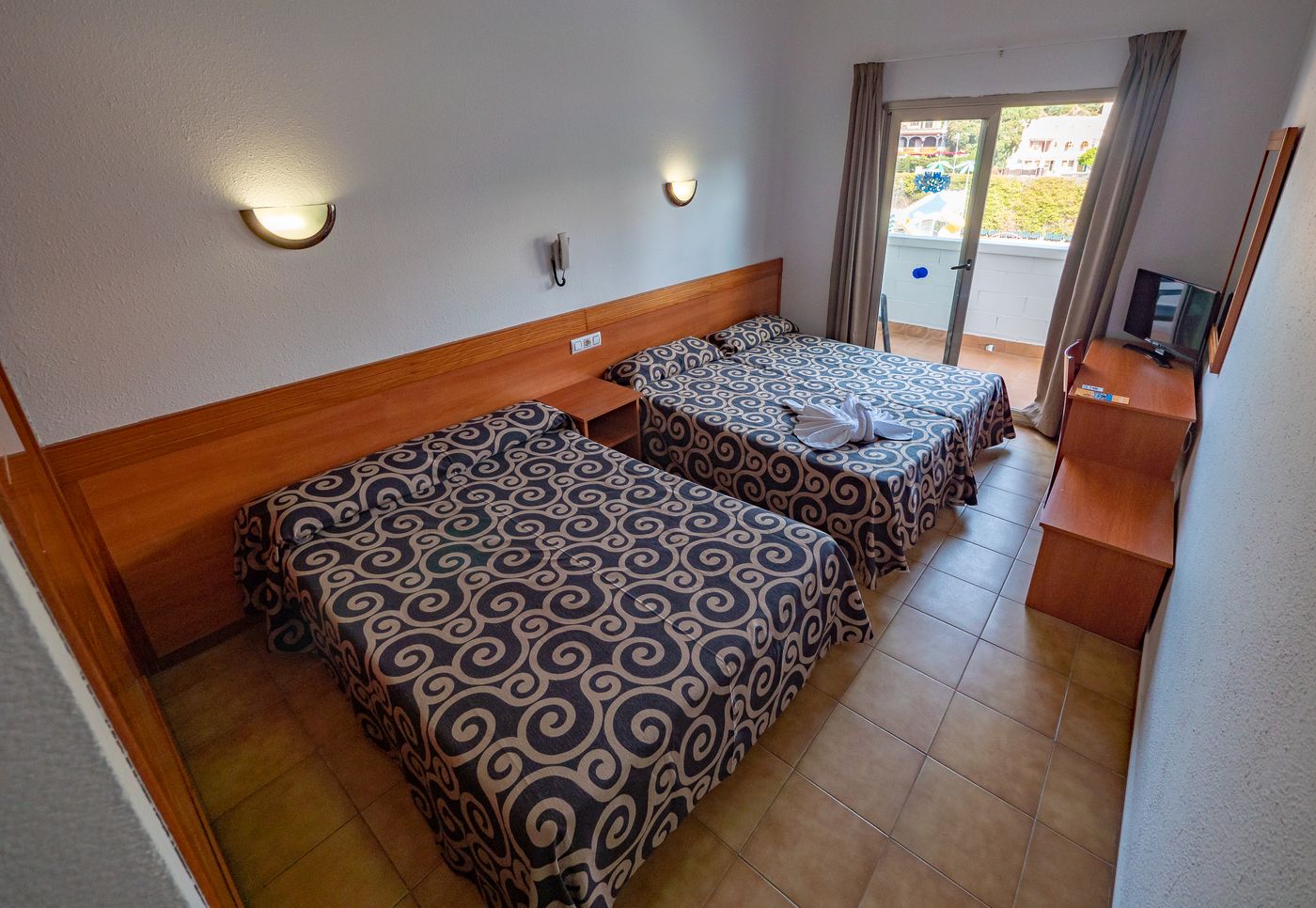 Santa Susanna Resort