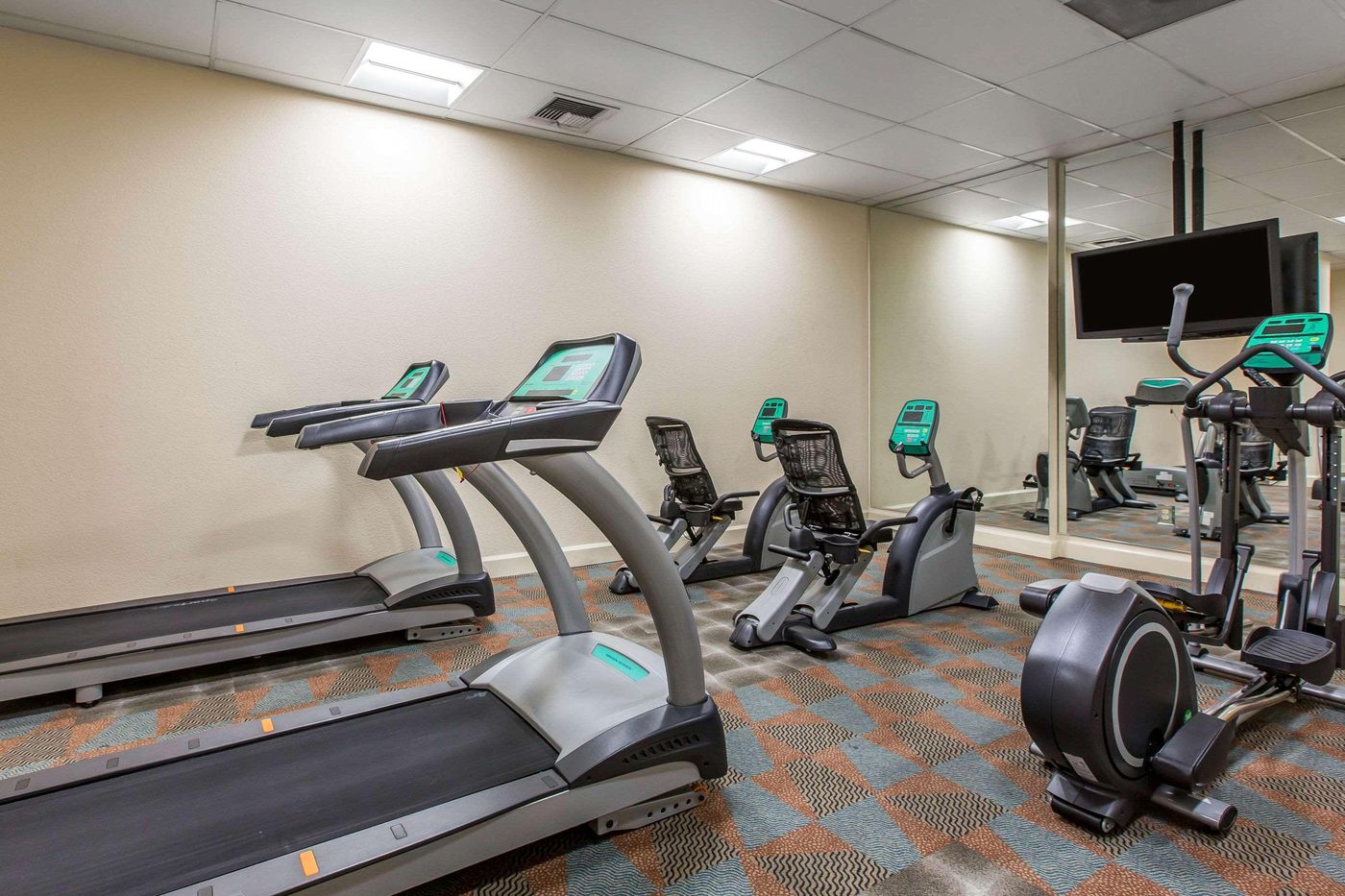 Clarion-Hotel-Anaheim-Resort-Sports-and-Entertainment-56