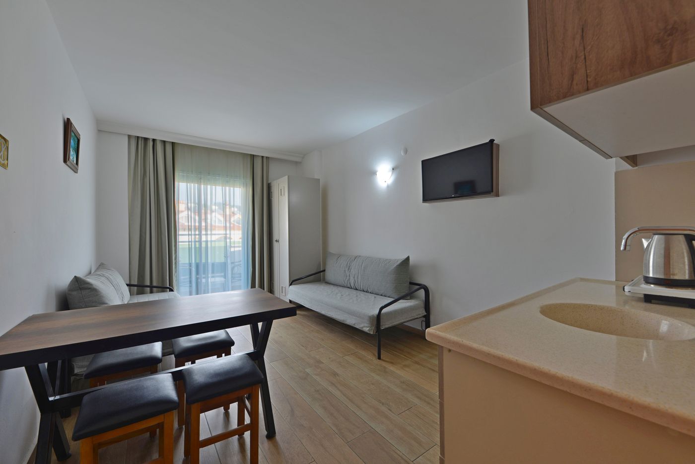 Golden-Orange-Apart-Hotel-Room-22