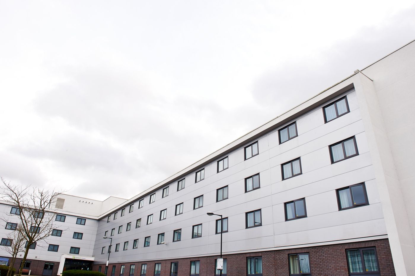 Holiday Inn Express Manchester Airport-United Kingdom-Manchester-General view-6