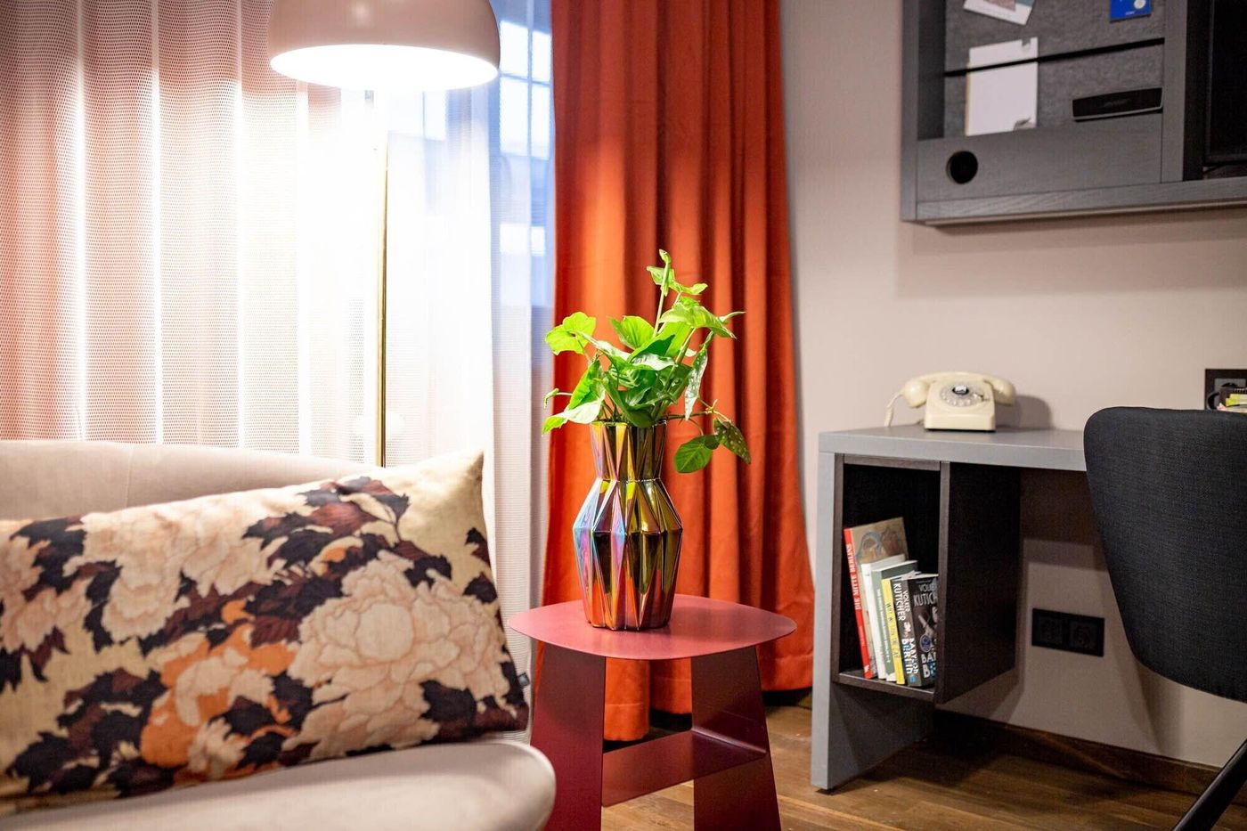 The-Circus-Hotel-Room-56