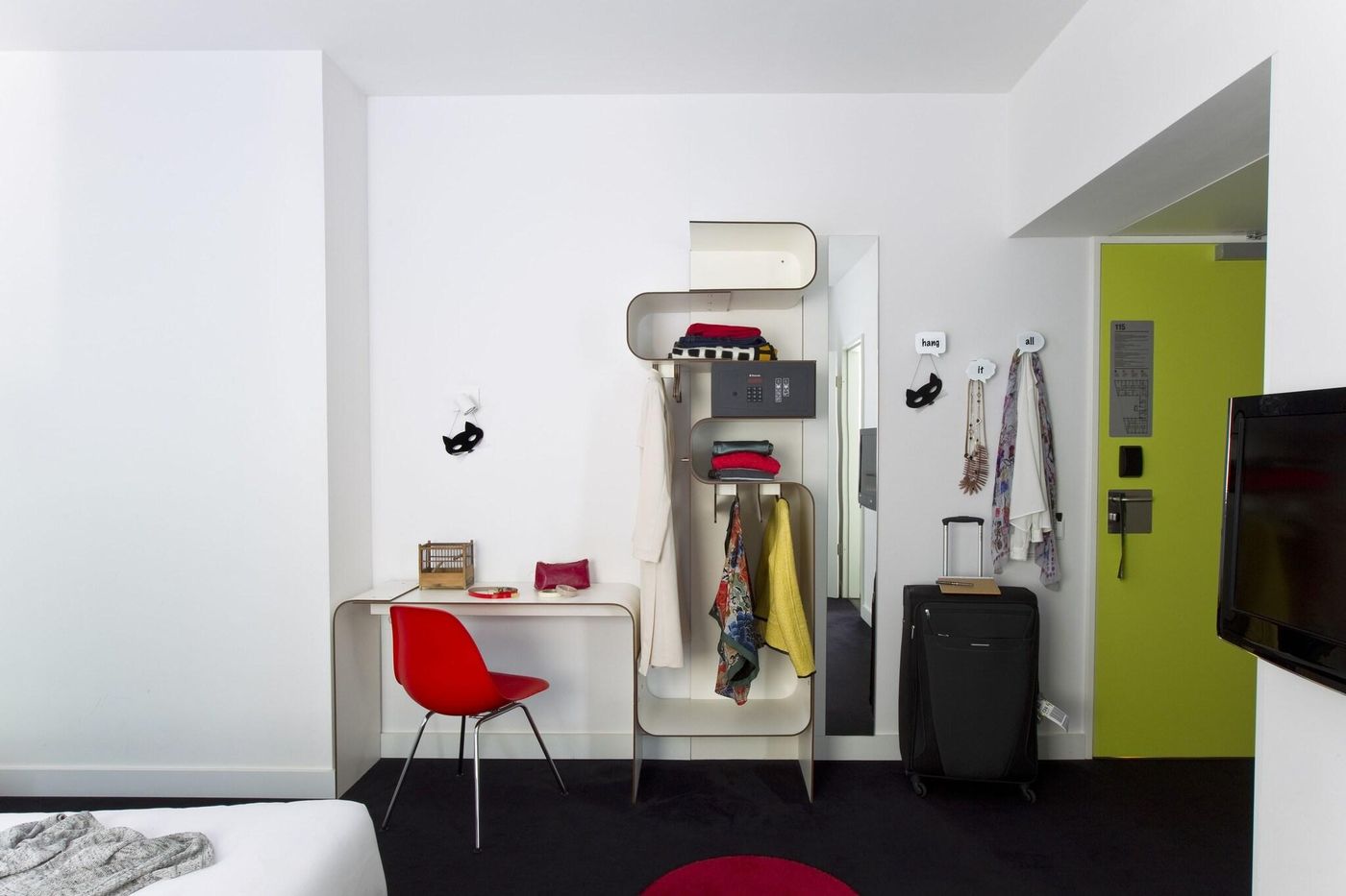 Gat-Point-Charlie-Room-9