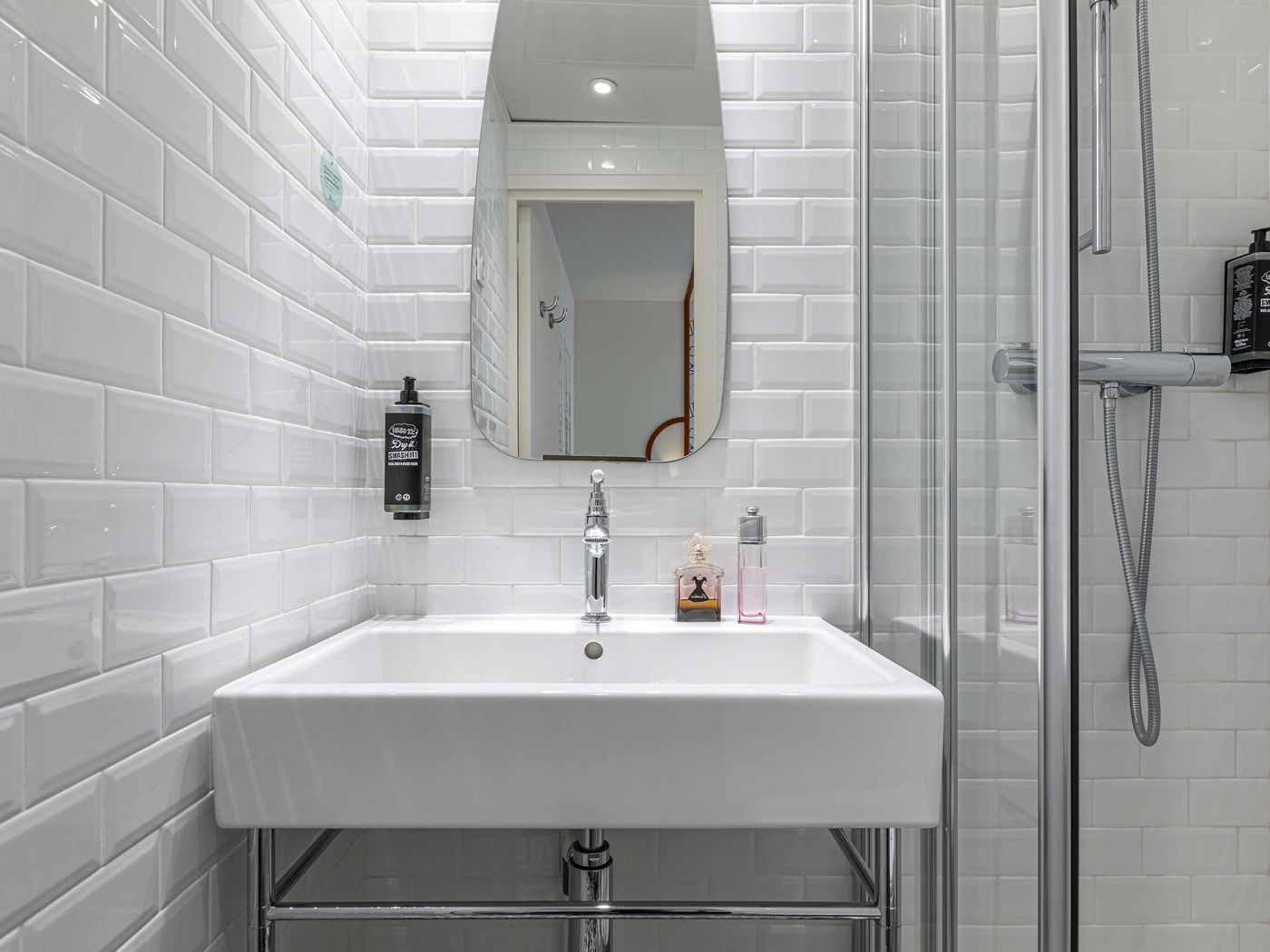 Ibis-Styles-Paris-Cambronne-Room-41