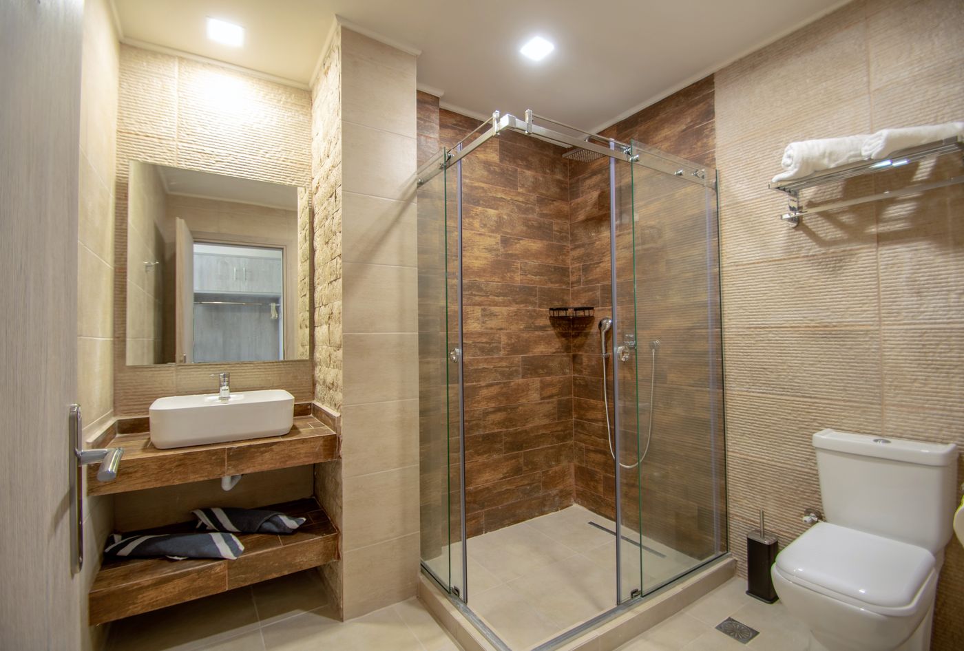 Paradise-Apartments-And-Studios-Room-52