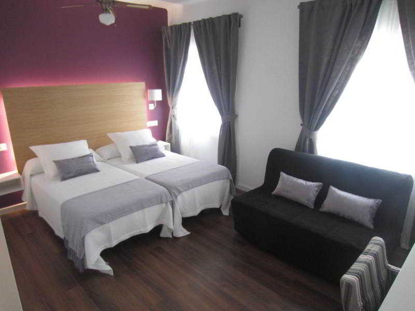 Hotel-LLorca-Room-21