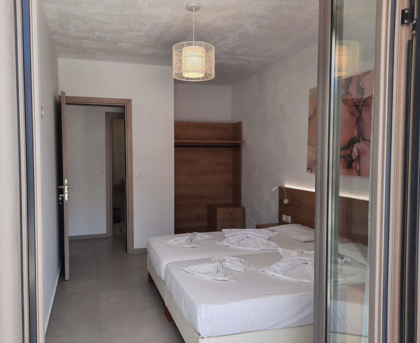 Neon-Beach-Hotel-Room-21