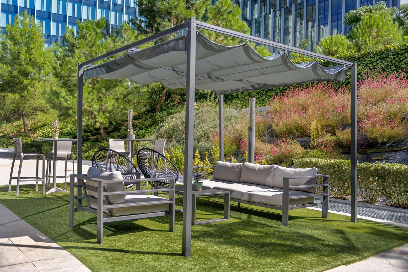 NH-Madrid-Ribera-del-Manzanares-General-view-1