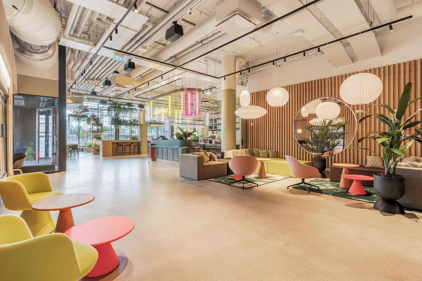 Comfort Hotel Helsinki Airport-Finland-Helsinki-Lobby-8