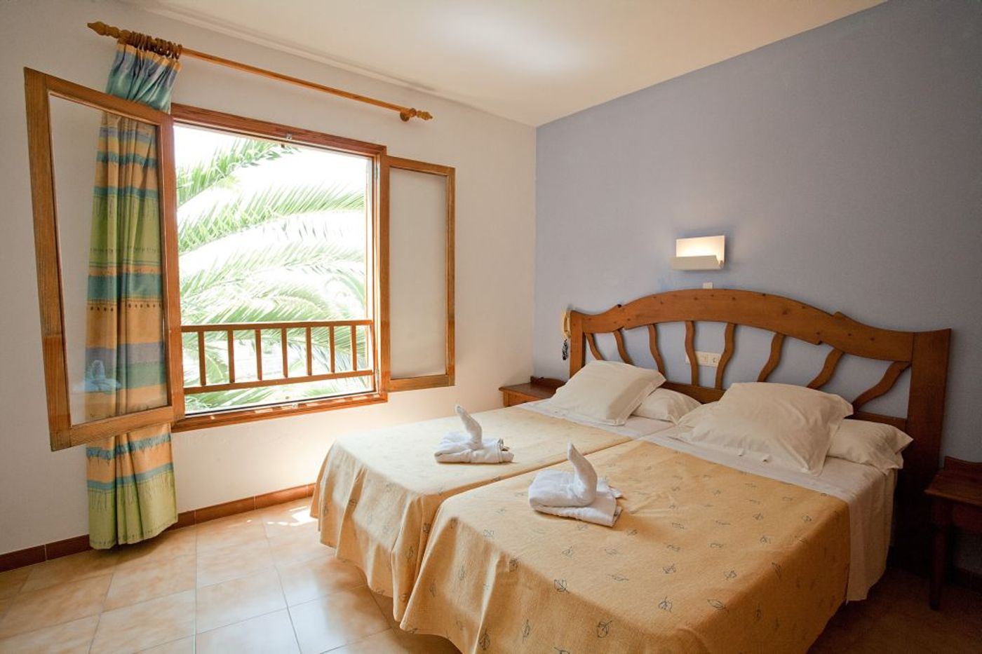 Playamar Hotel and Apartments