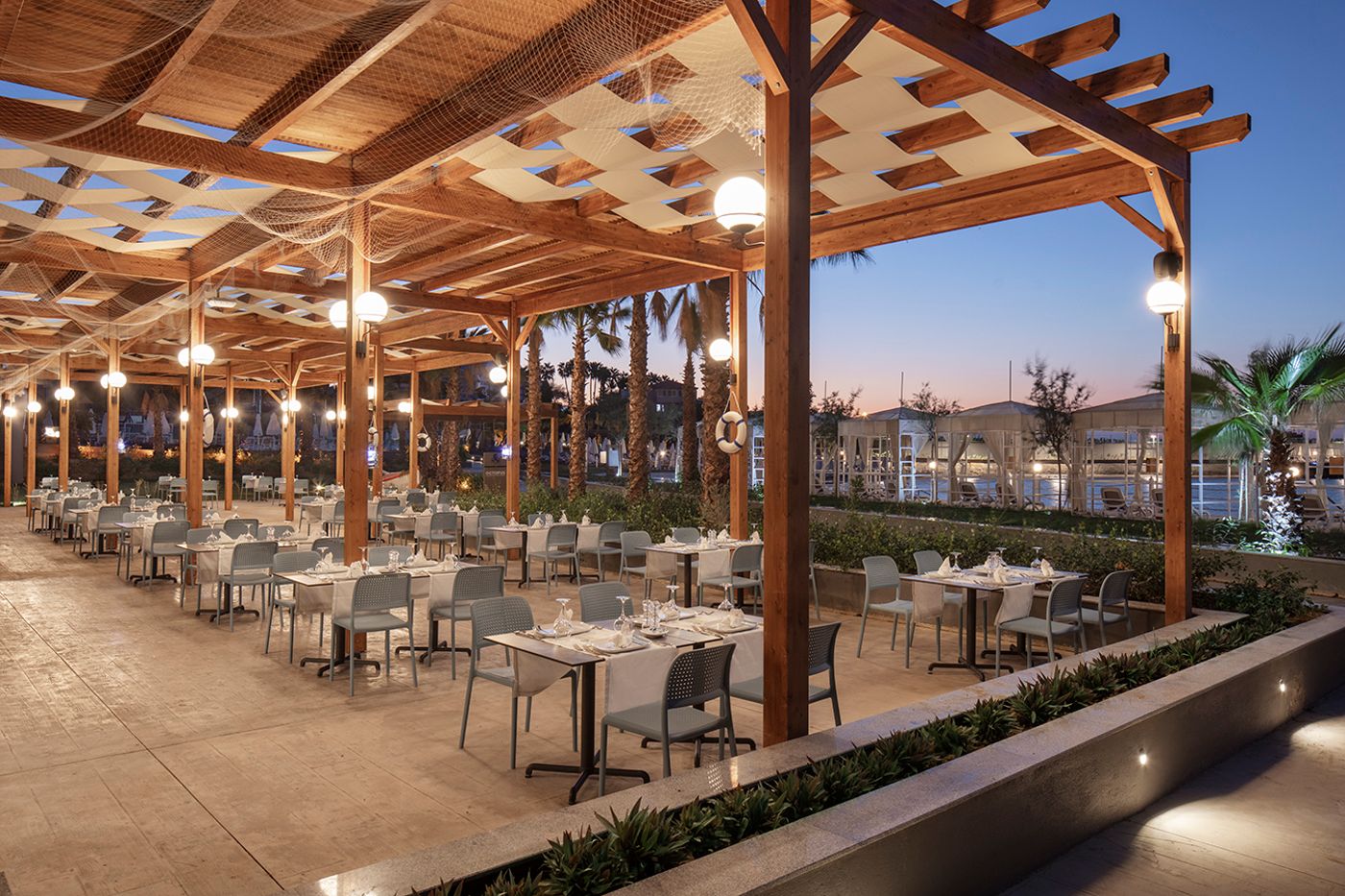 Mylome-Luxury-Hotel---Resort-Restaurant-14