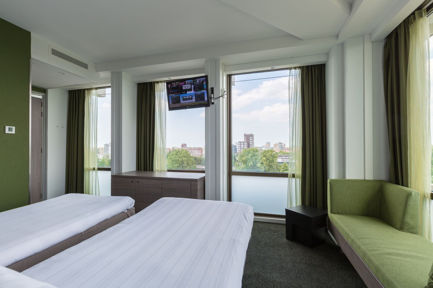 Leonardo-Hotel-Amsterdam-Rembrandtpark-Room-24