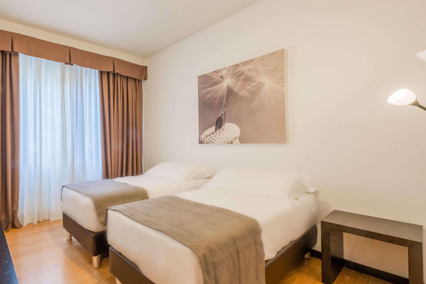 Hotel-Delfino-Room-28