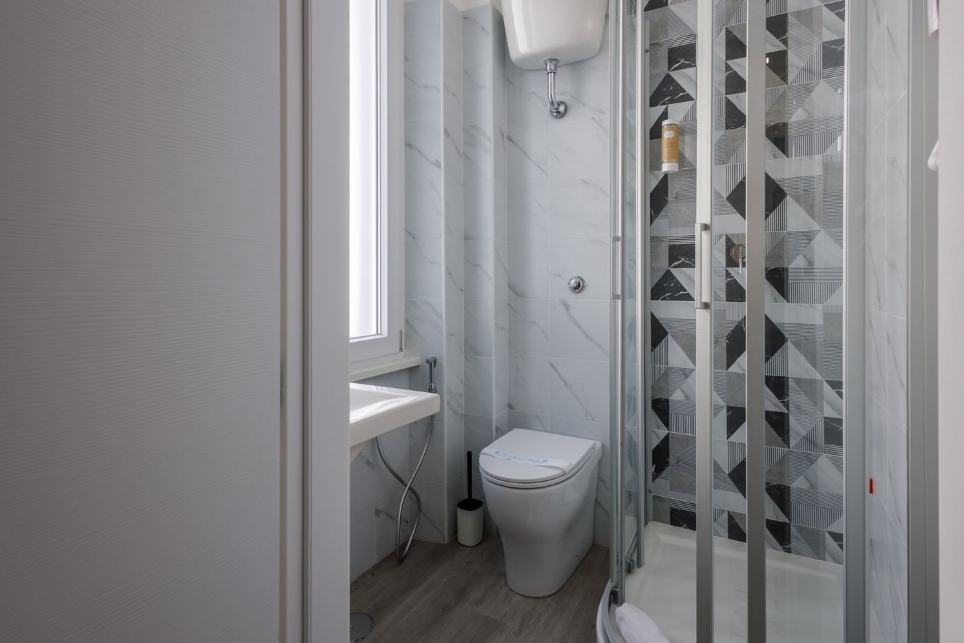 Crossroad-Hotel-Room-25