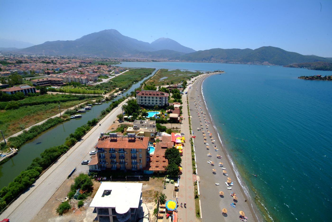 Mutlu-Beach-Beach-38