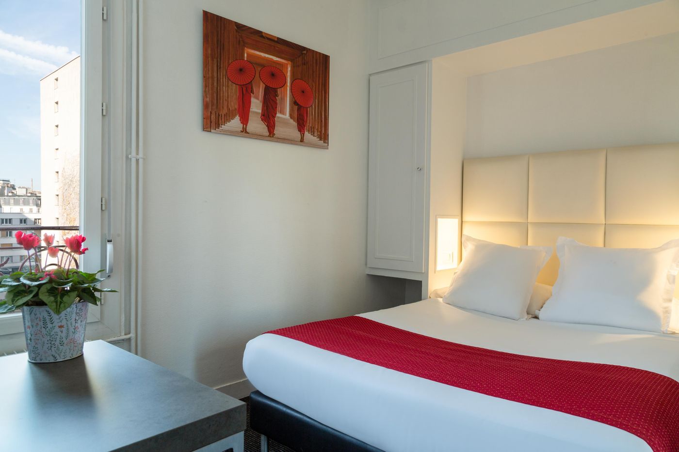 The-Originals-City--Hotel-Lecourbe--Paris-Room-17