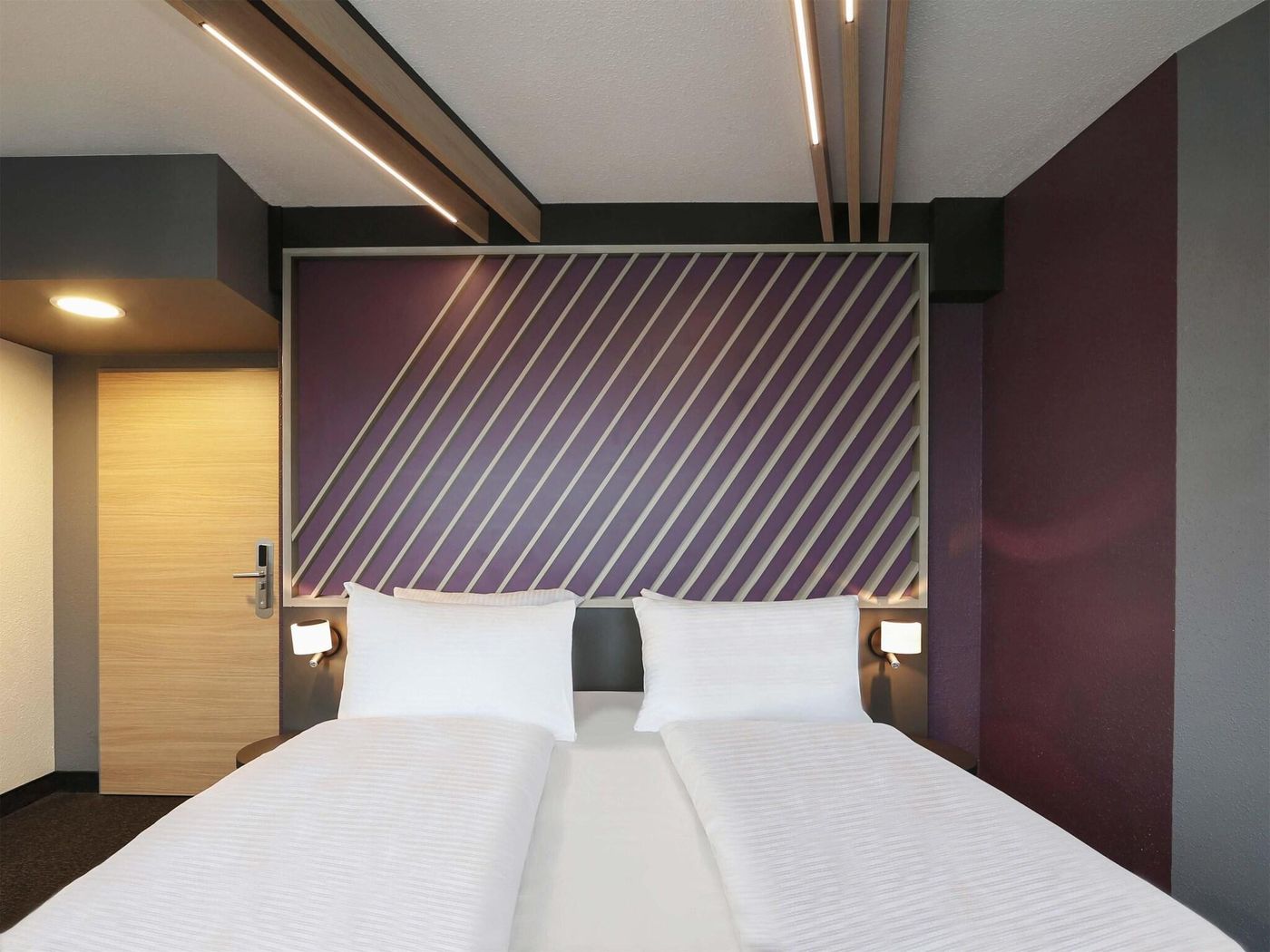 B-B-HOTEL-Berlin-City-West-Room-22