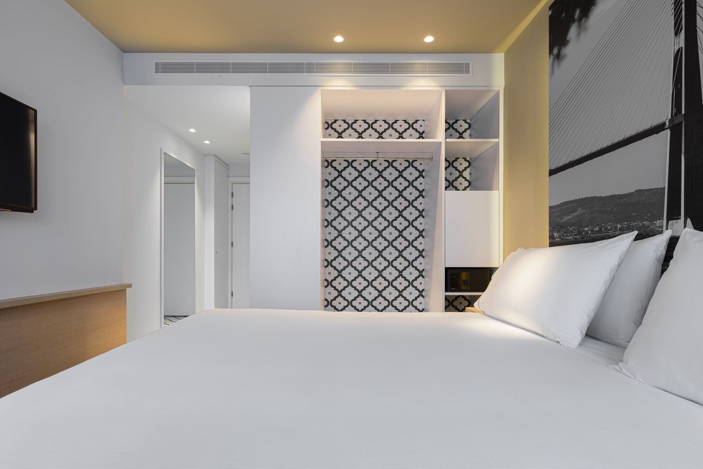 Ikonik-Lisboa-Room-14