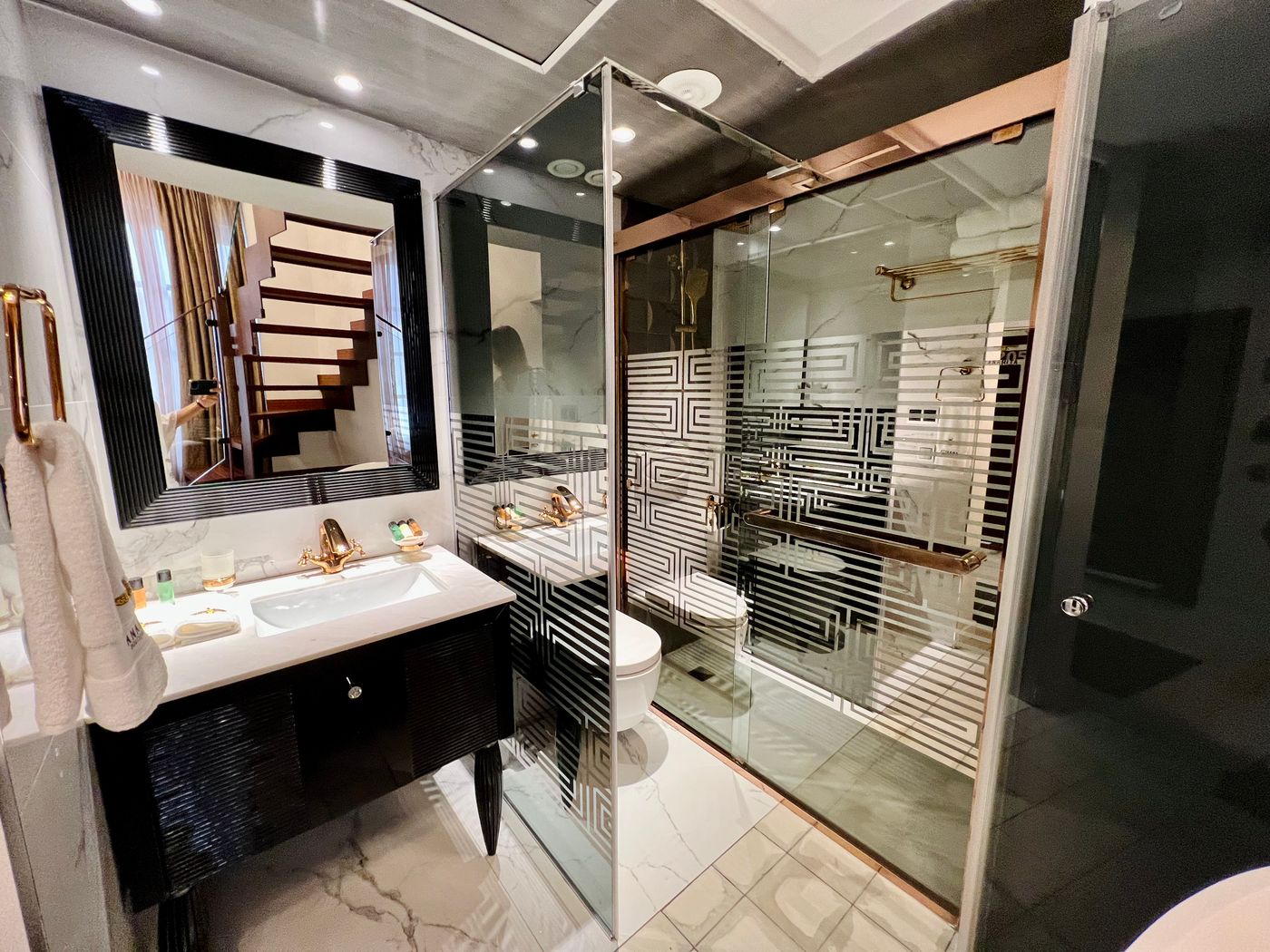 Anahita-Boutique-Hotel-Room-20