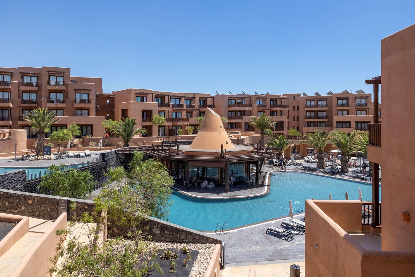 Barcelo-Tenerife-Pool-2