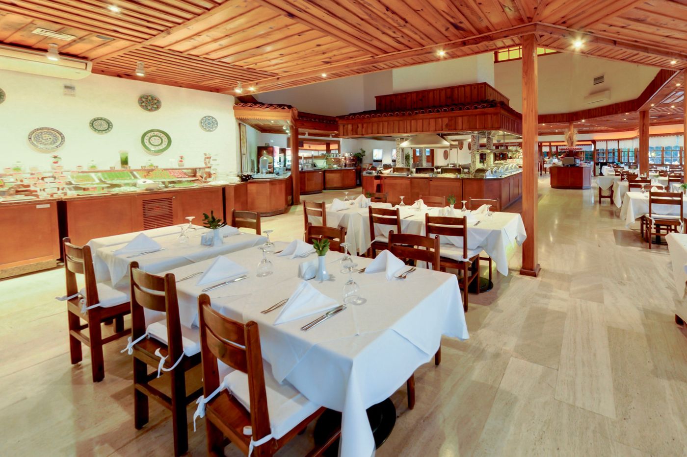 Montana-Pine-Restaurant-25