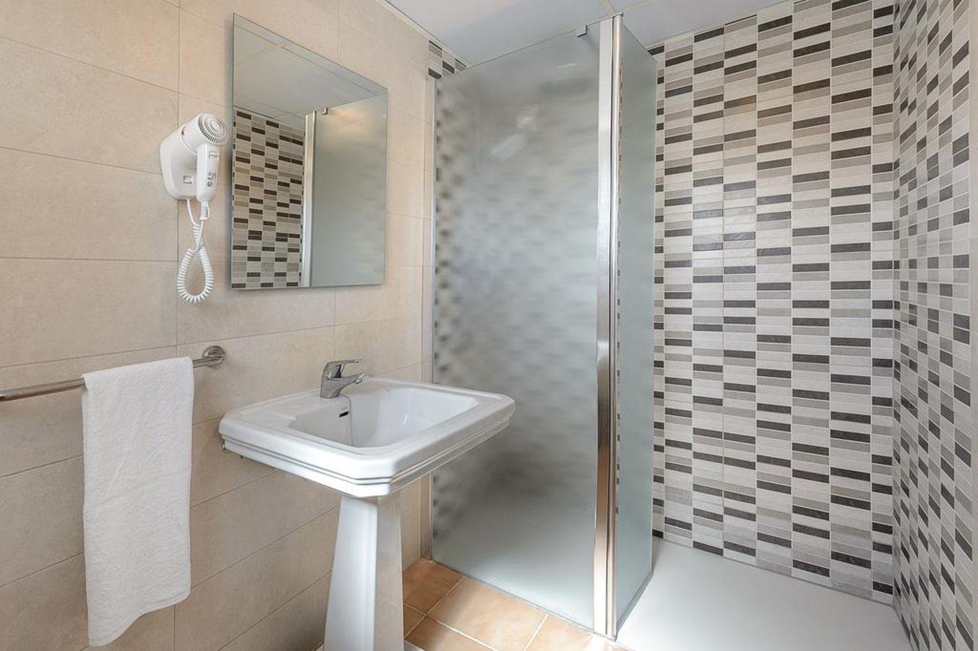 Playasol-Marco-Polo-I-Room-16