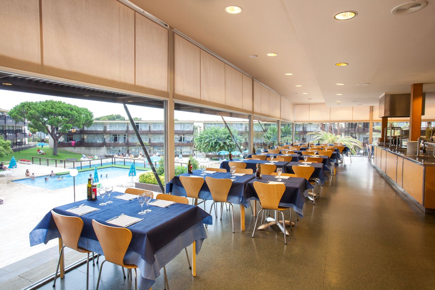 Comtat-Sant-Jordi-Aparthotel-Restaurant-61