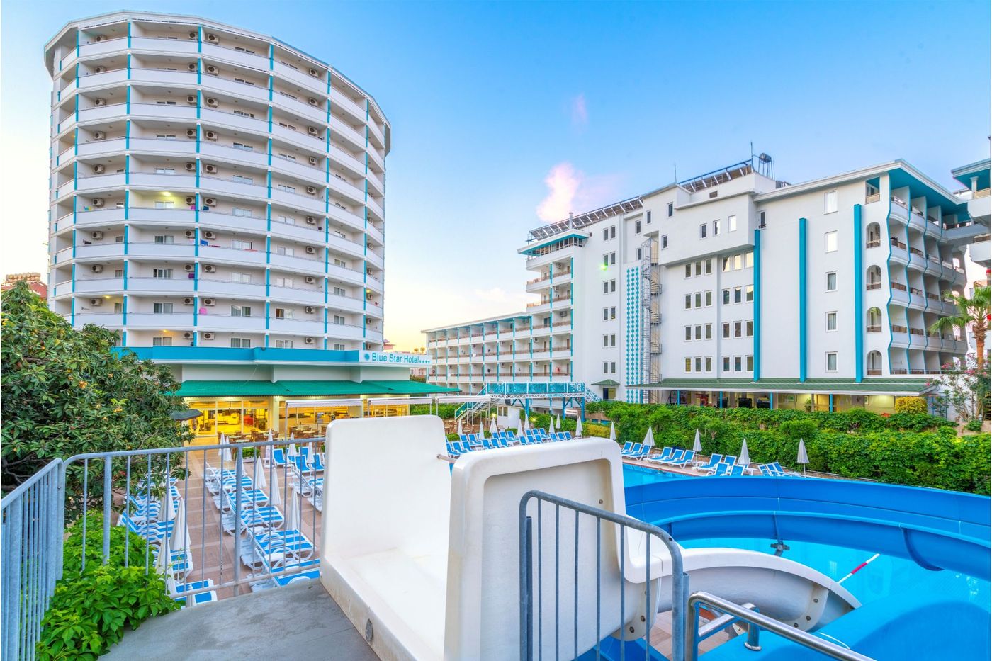 Blue-Star-General-view-10