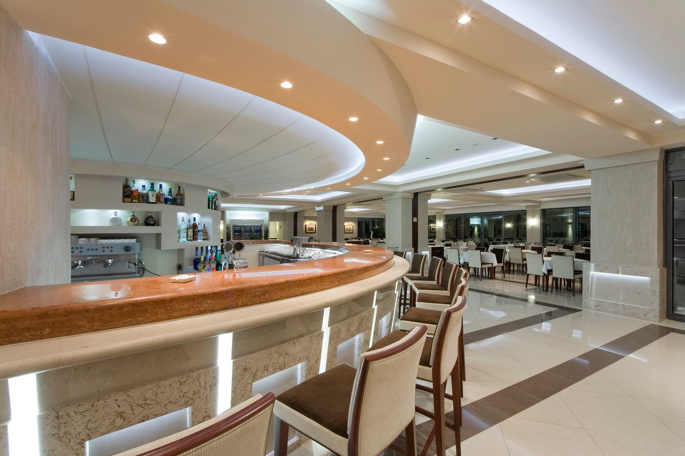 Monte-Casa-Spa-Wellness-de-Luxe-Bar-46