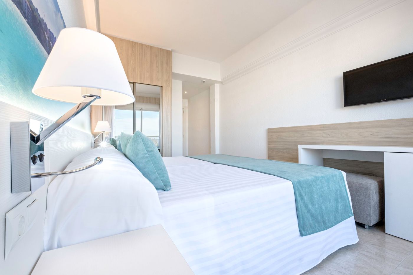 Azuline Hotel Bahamas & Bahamas II