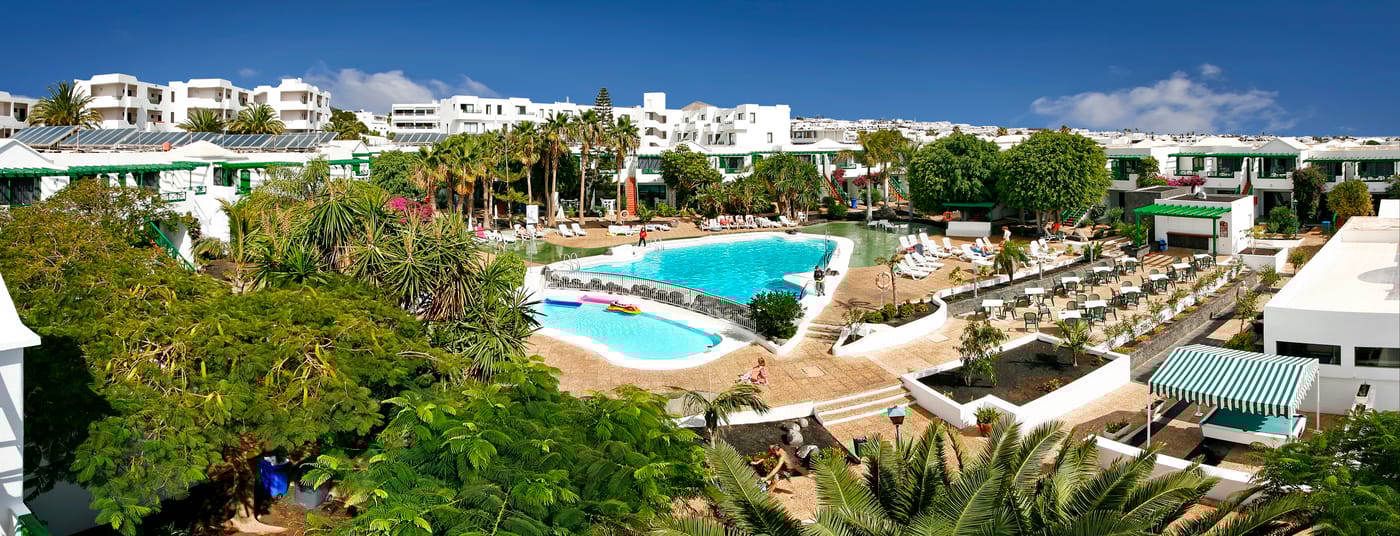 HG-Lomo-Blanco-Pool-3