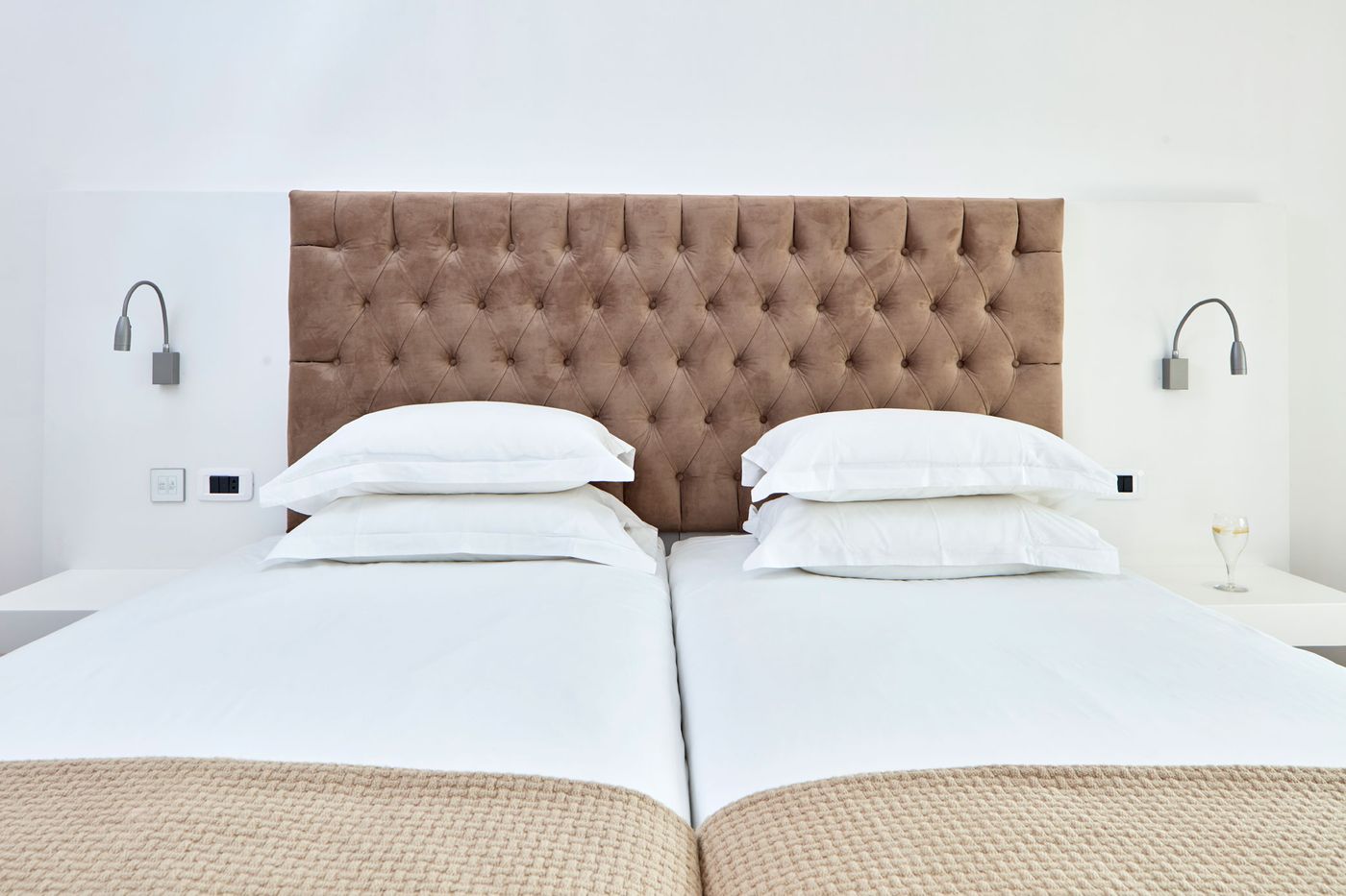 Grecian-Park-Hotel-Room-38