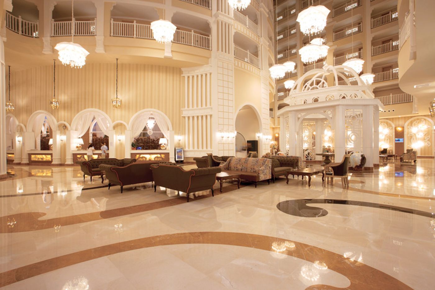 Quattro Beach Spa & Resort Hotel