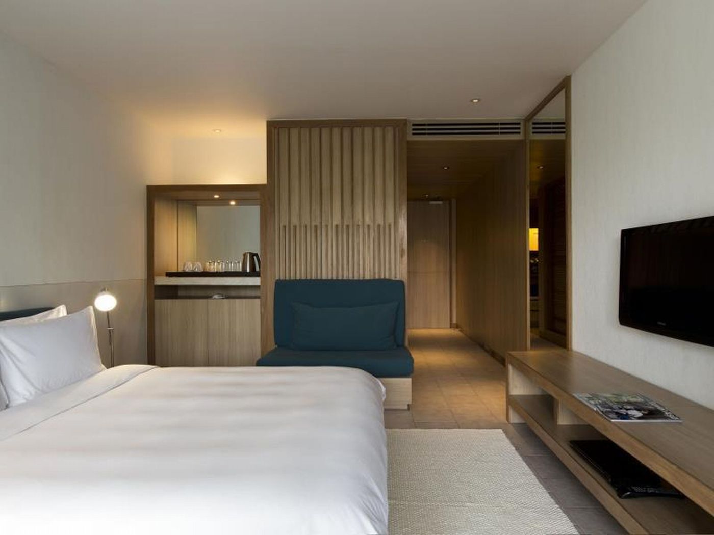 Nap-Patong-Hotel-Room-35