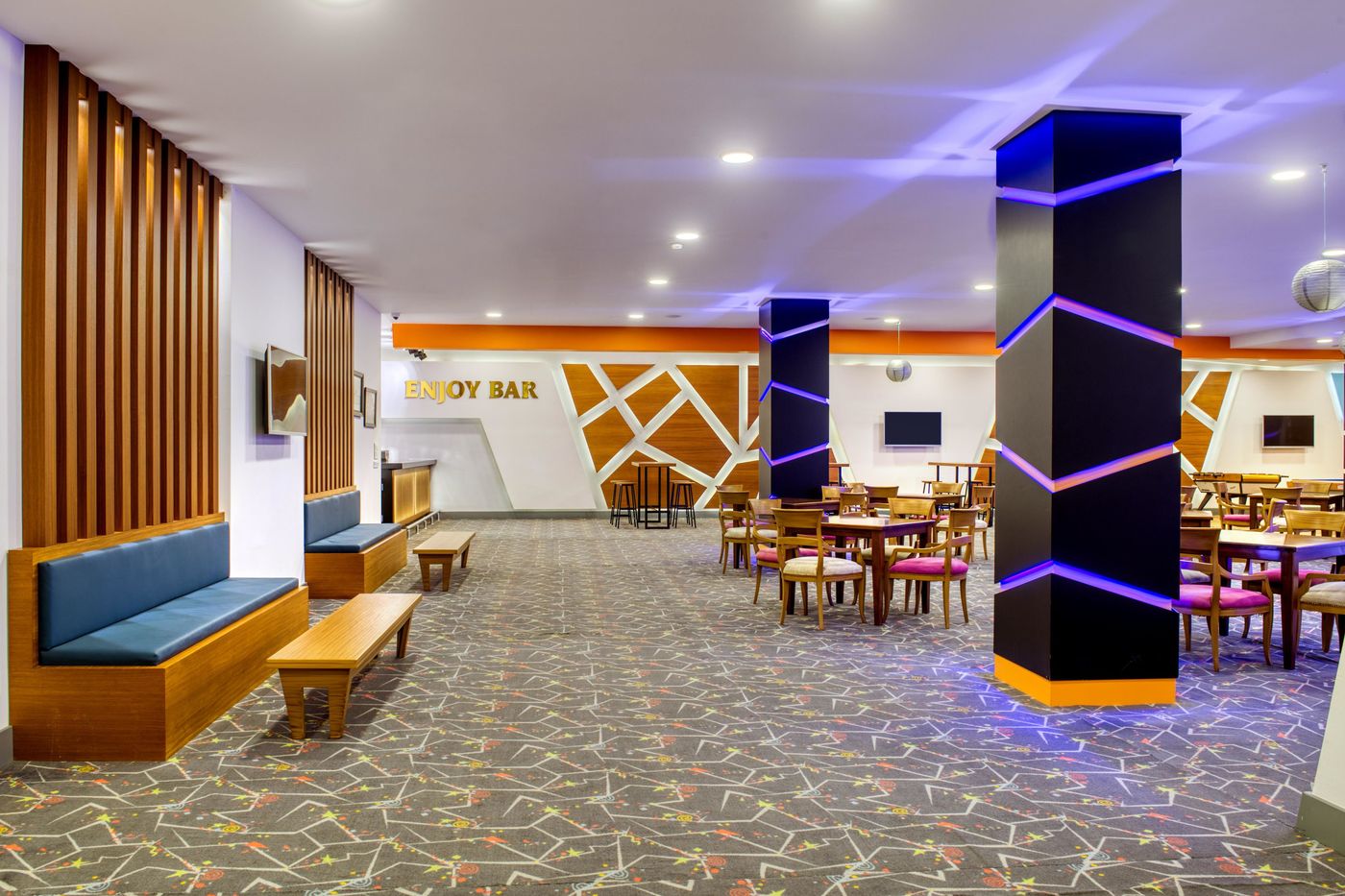 Sealife-Buket-Beach-Hotel-Bar-61